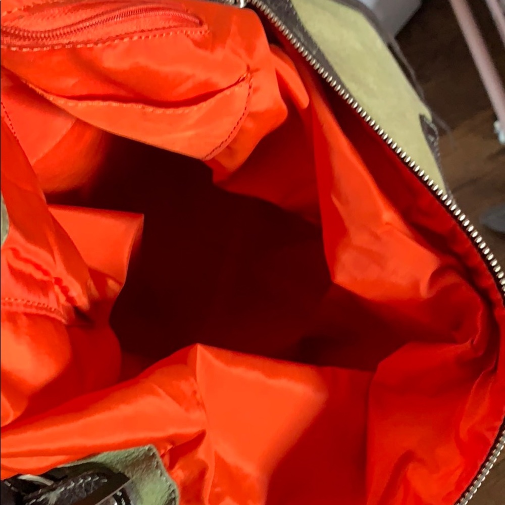 Tano Green Handbag - Picture 3 of 3